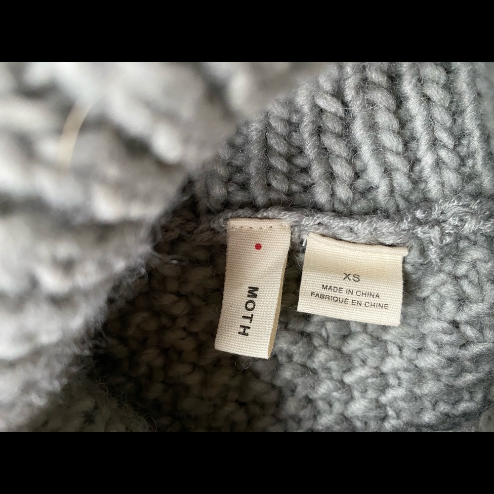 MOTH Sweater - Picture 5 of 5